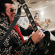 Imagen para el artículo titulado La empresa que posee los derechos de Elvis Presley prohíbe las míticas bodas con dobles en Las Vegas